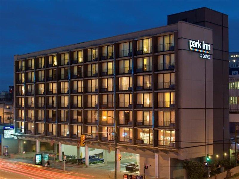 Park Inn & Suites By Radisson Ванкувър Екстериор снимка